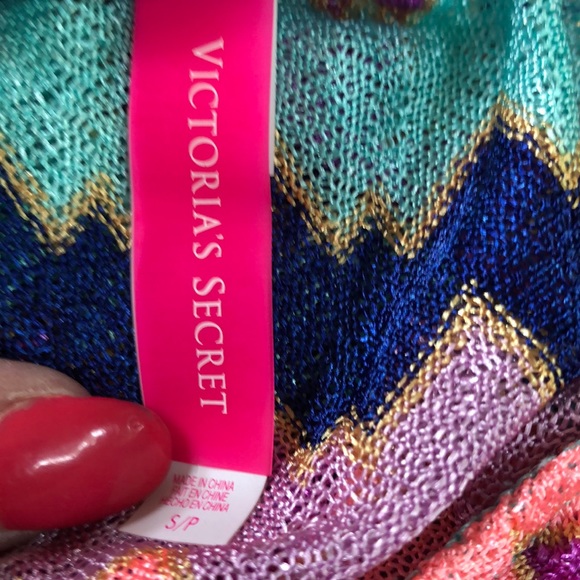 Coverup - Picture 6 of 7